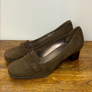 Rockport Suede heels